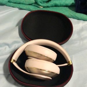 Beats Studio2 Wireless Headphones